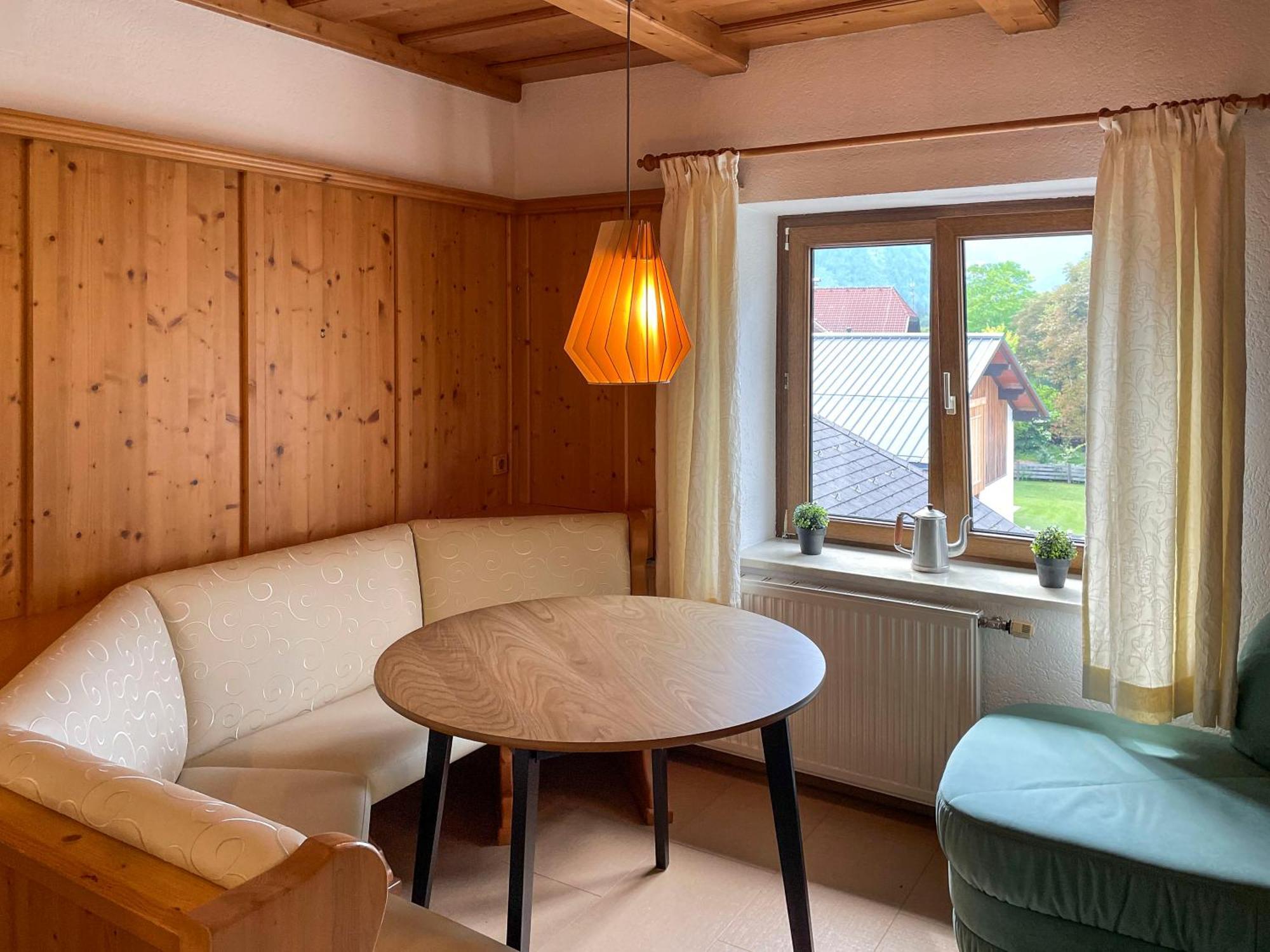 Dormio Gasthof Hoellwirt Obertraun Rum bild