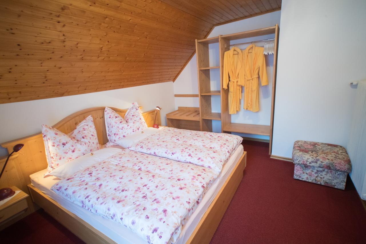 Dormio Gasthof Hoellwirt Obertraun Exteriör bild